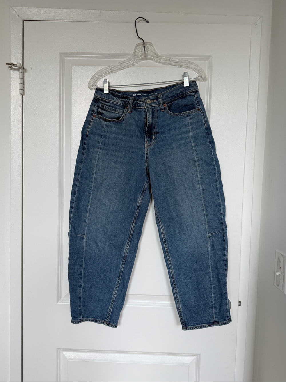 Old Navy Relaxed Boyfriend Jeans in Medium Blue
